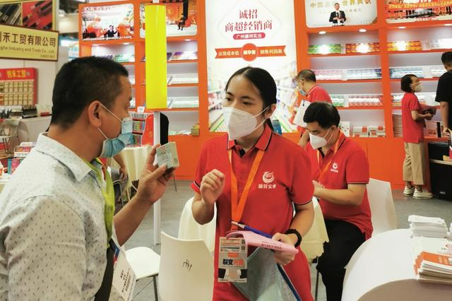 不起眼商品“錢”景無限!冷門商機驚艷上海百貨會(圖19) 不起眼商品“錢”景無限!冷門商機驚艷上海百貨會